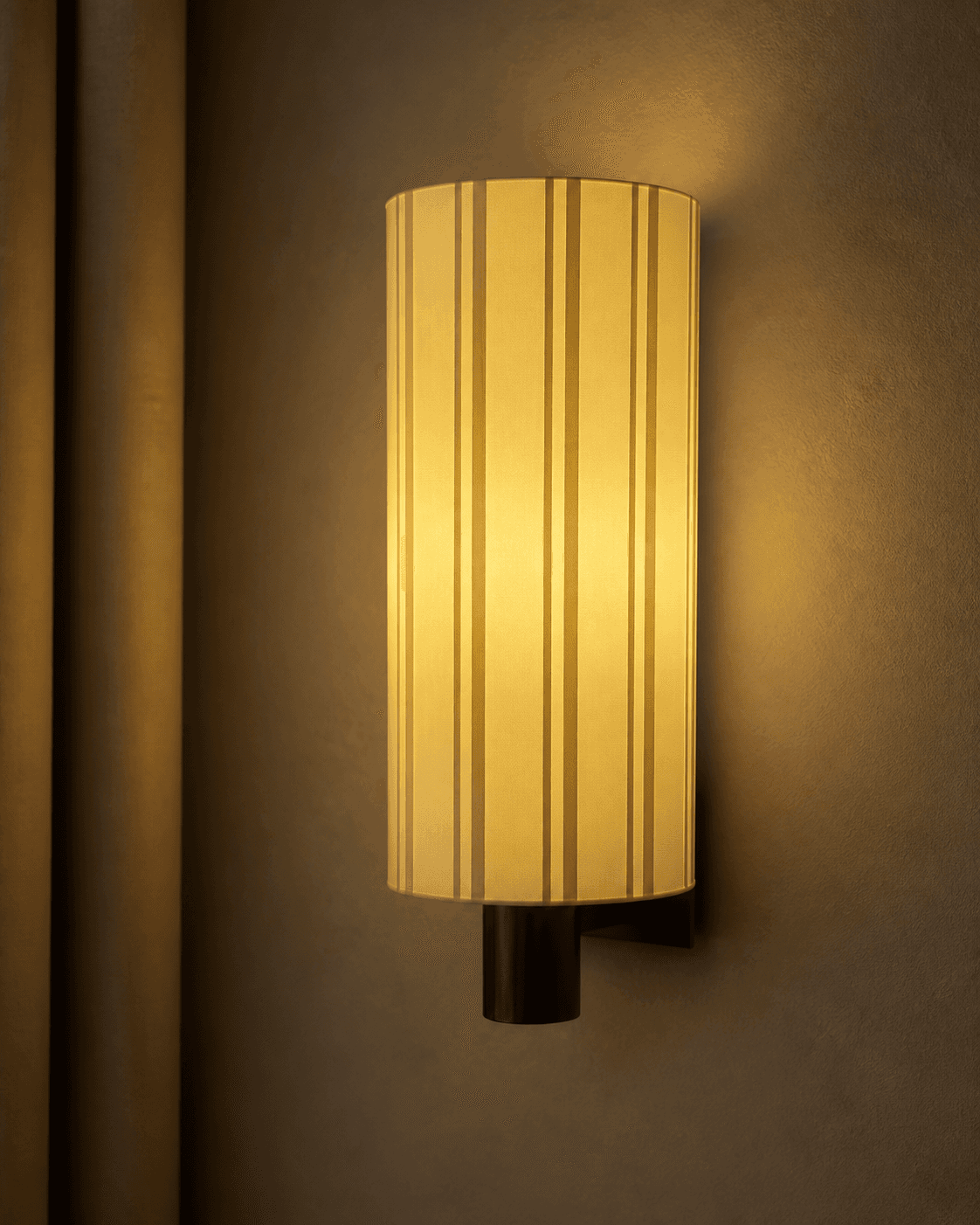 Modern Striped Fabric Wall Sconce